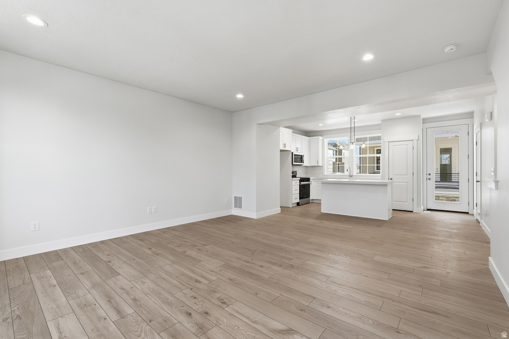 7344 S SEVEN TREE LN #78 Midvale, UT 84047