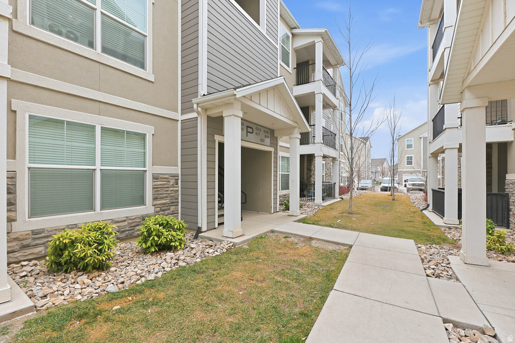 625 N EMERY LN Vineyard, UT 84059