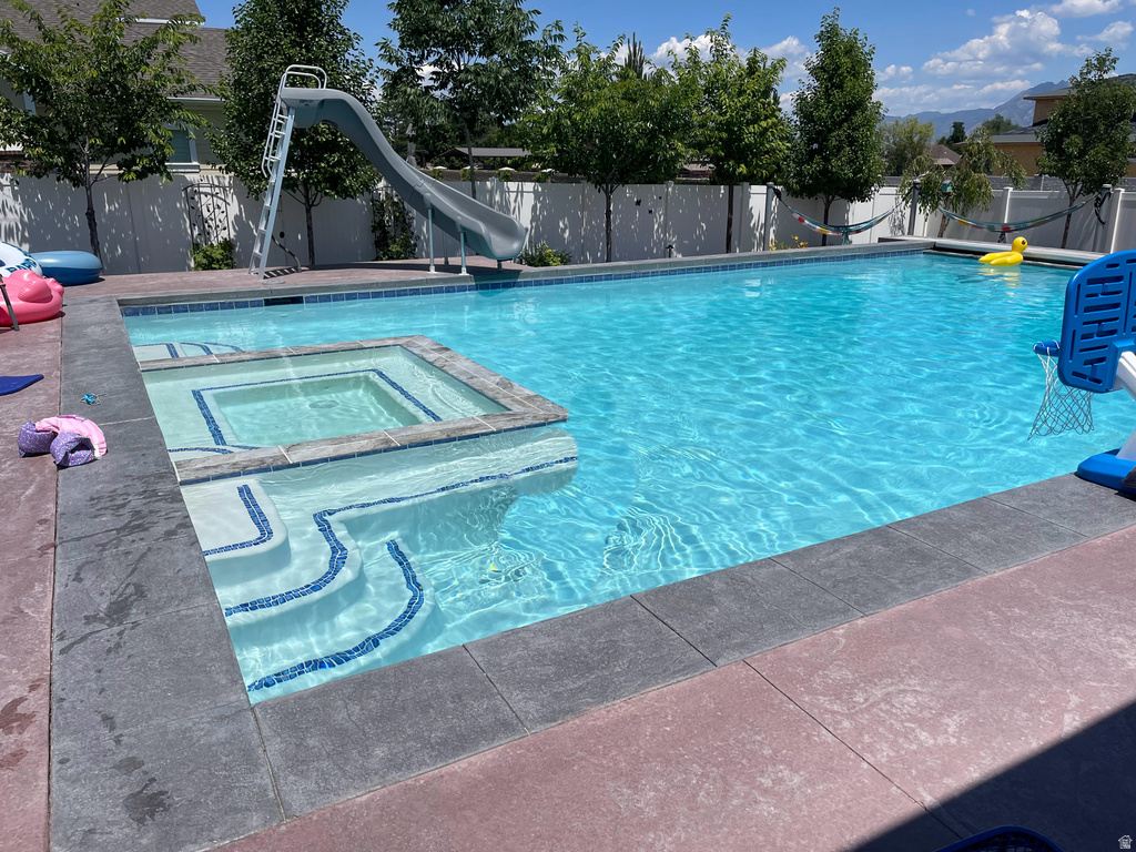 3208 W 10540 S South Jordan, UT 84095