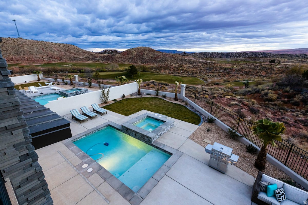 2166 N DOUBLE EAGLE LN Washington, UT 84780