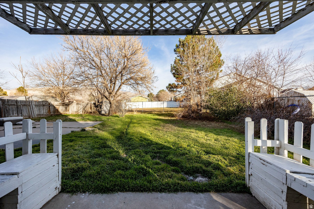 846 N STARCREST DR Salt Lake City, UT 84116