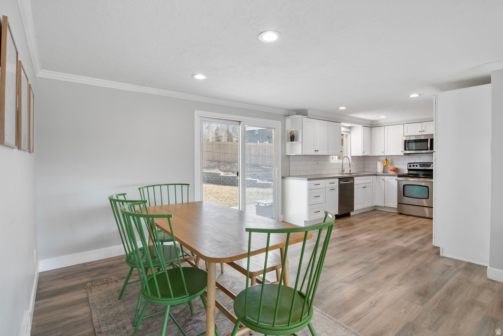 8797 S CAPELLA WAY Sandy, UT 84093