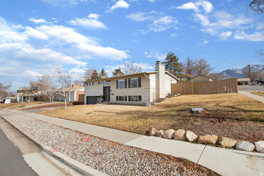 8797 S CAPELLA WAY Sandy, UT 84093