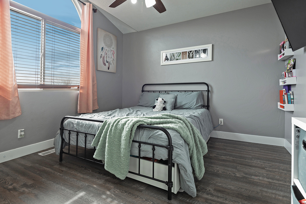 428 S SADDLE RD Grantsville, UT 84029