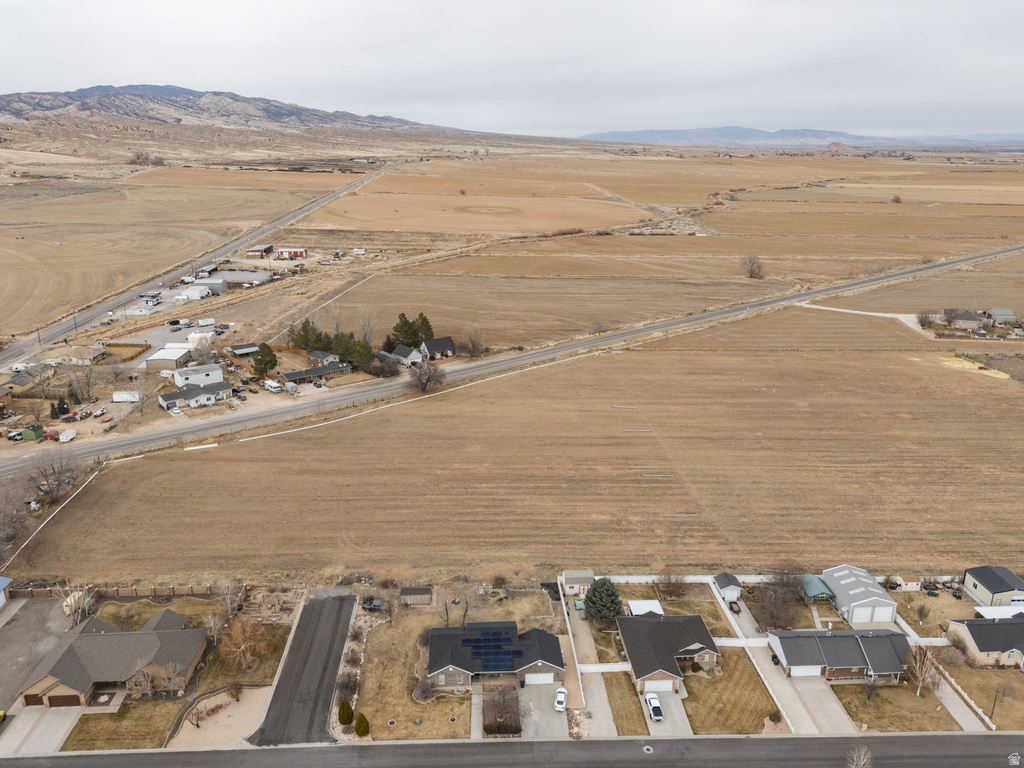 117 E 350 N Aurora, UT 84620