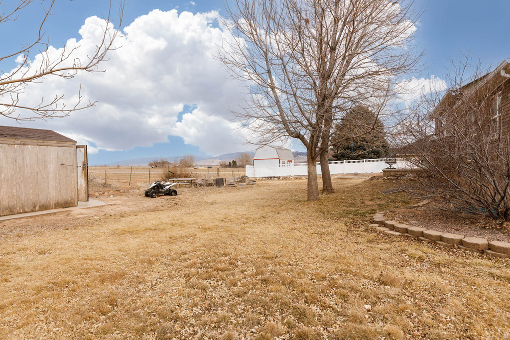 117 E 350 N Aurora, UT 84620