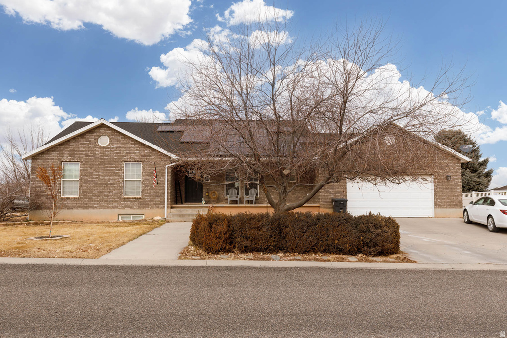 117 E 350 N Aurora, UT 84620
