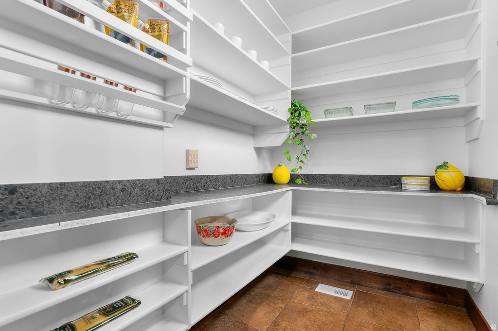 2010 N STATE ROAD 32 Kamas, UT 84036