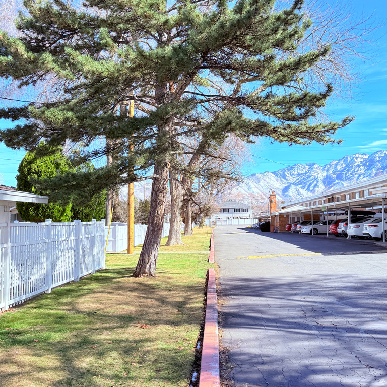 886 E MAPLE CREST CT #23 Salt Lake City, UT 84106