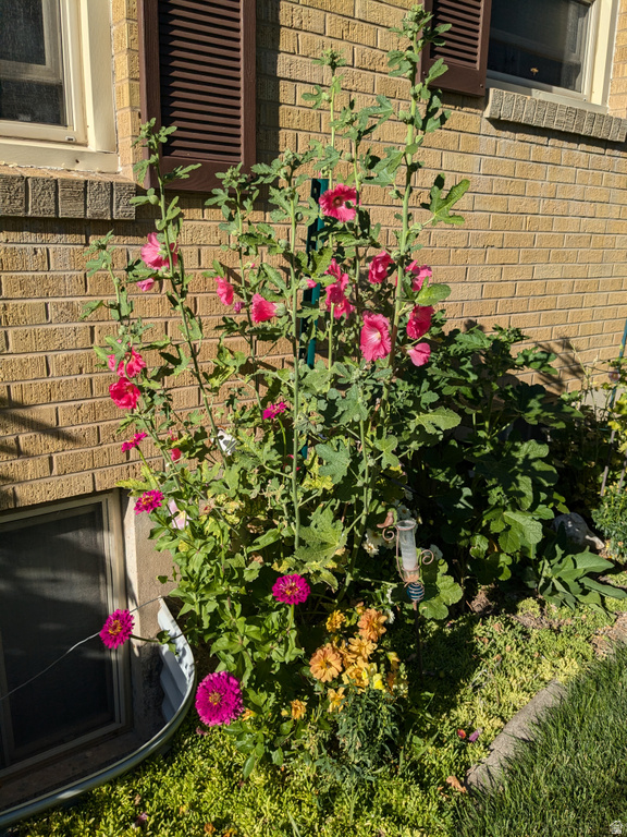 407 N 200 E Kaysville, UT 84037