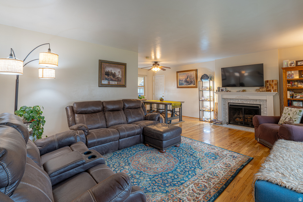 407 N 200 E Kaysville, UT 84037