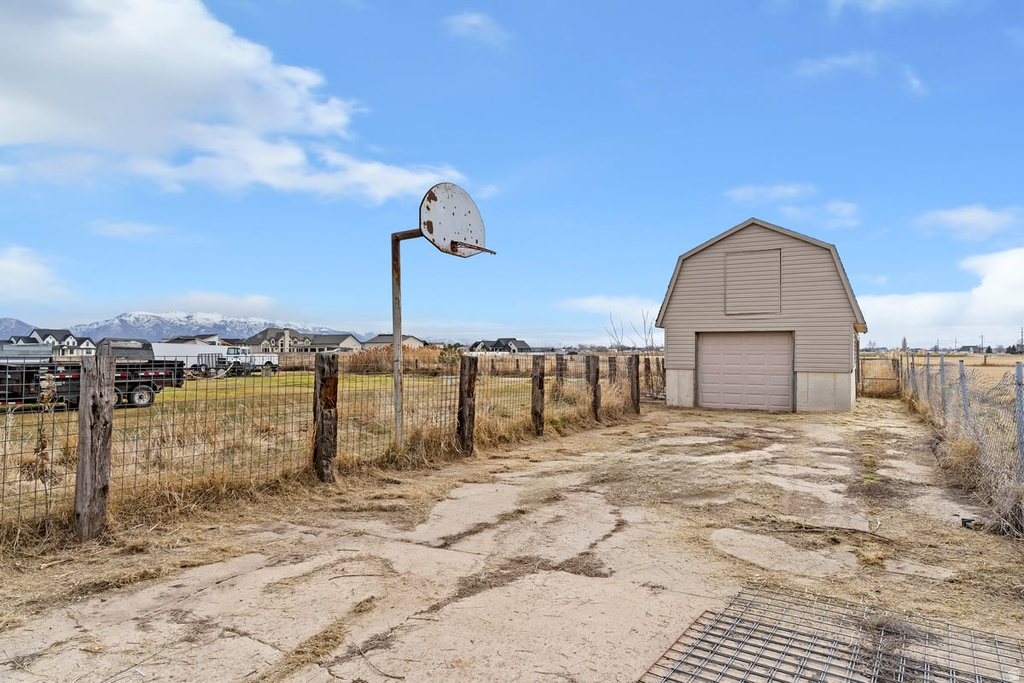 5055 W 2550 S Taylor, UT 84401