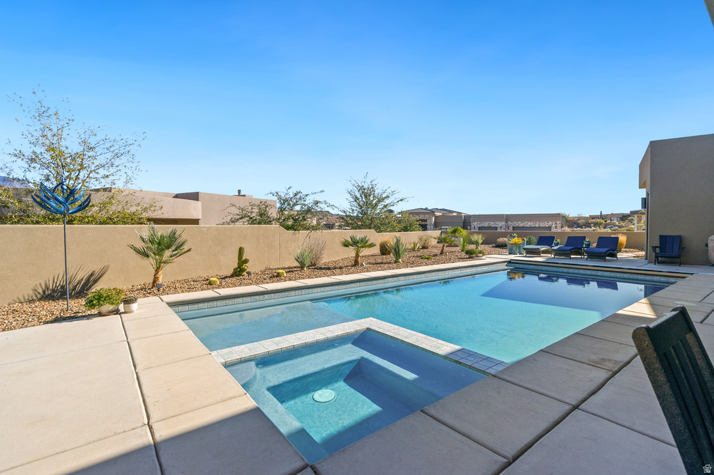 4868 N LONG SKY DR St George, UT 84770