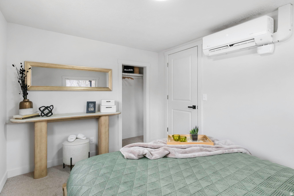 1597 W STRATFORD AVE Sandy, UT 84093