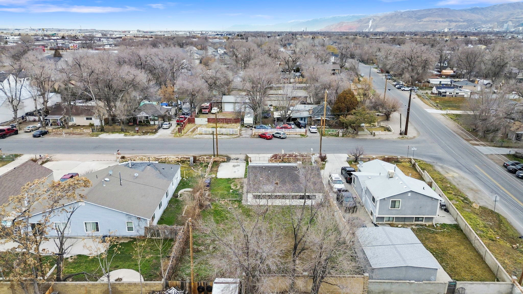 1597 W STRATFORD AVE Sandy, UT 84093