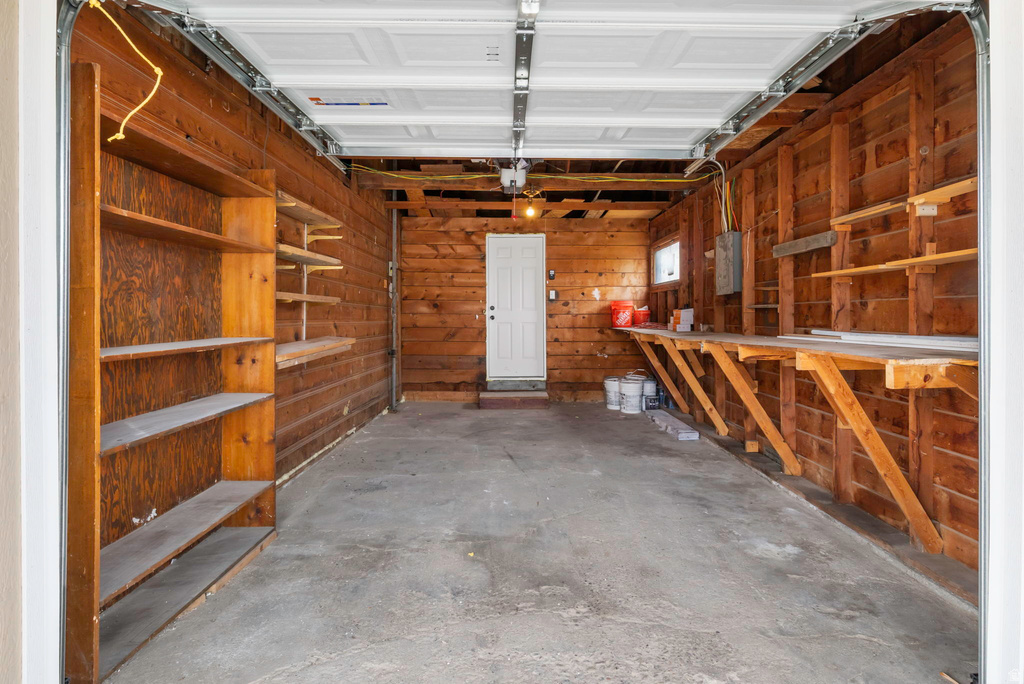 1597 W STRATFORD AVE Sandy, UT 84093