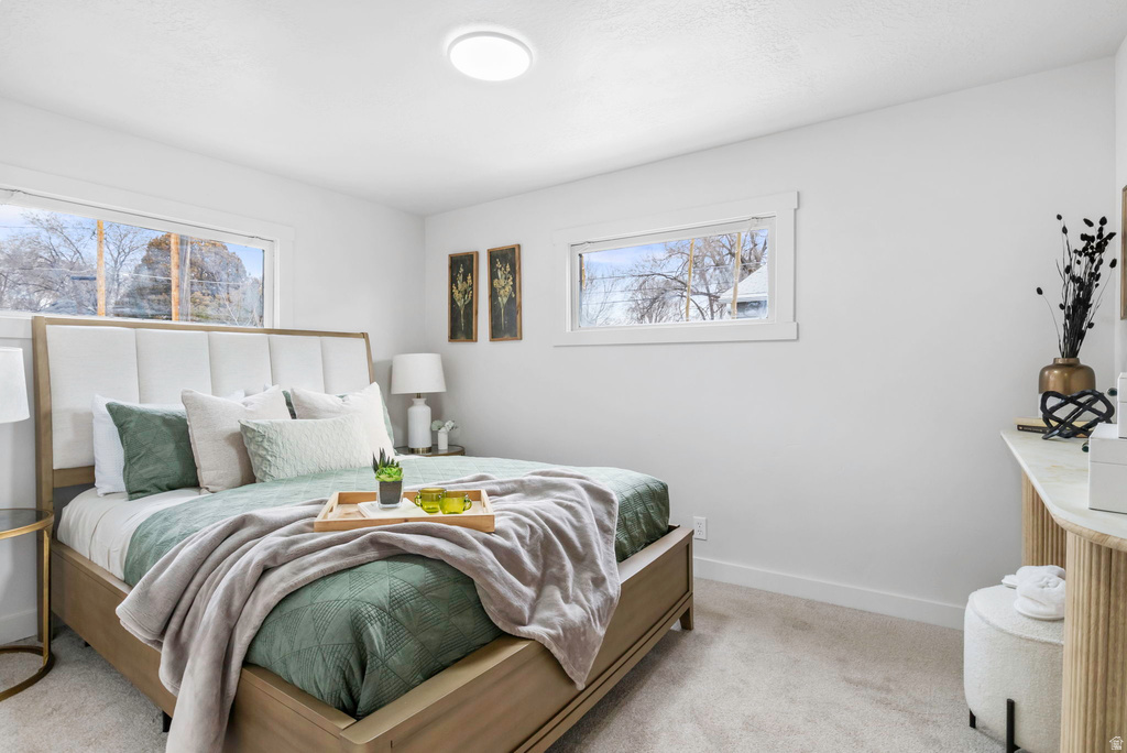 1597 W STRATFORD AVE Sandy, UT 84093