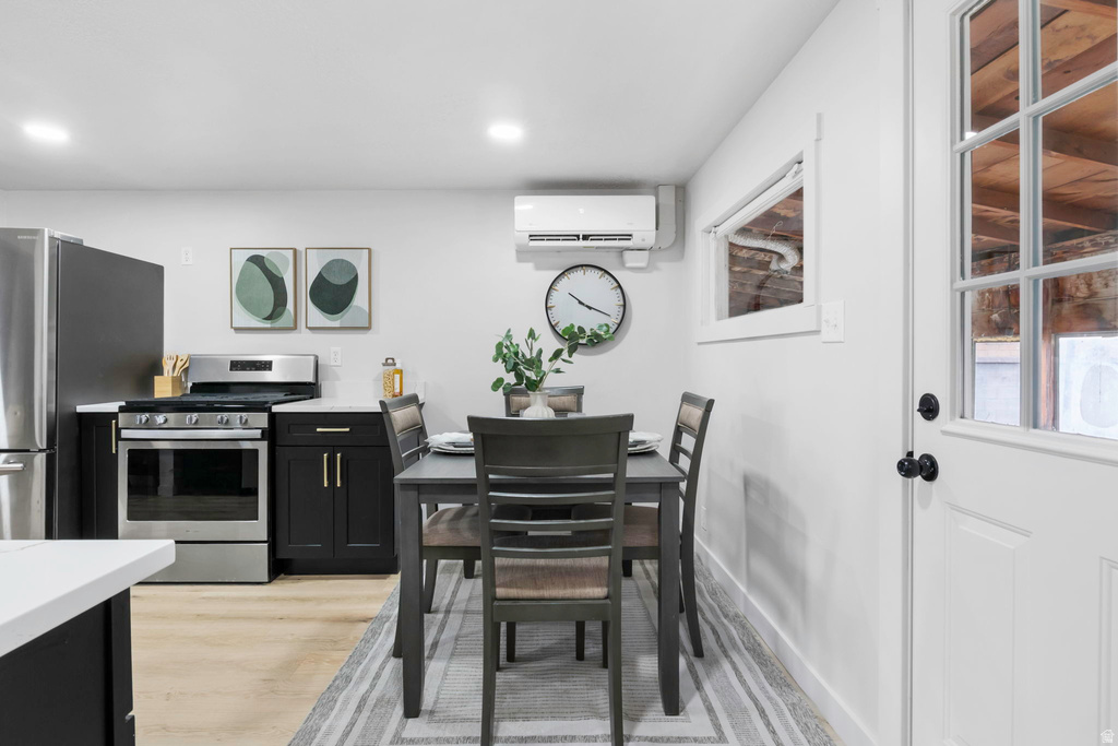 1597 W STRATFORD AVE Sandy, UT 84093