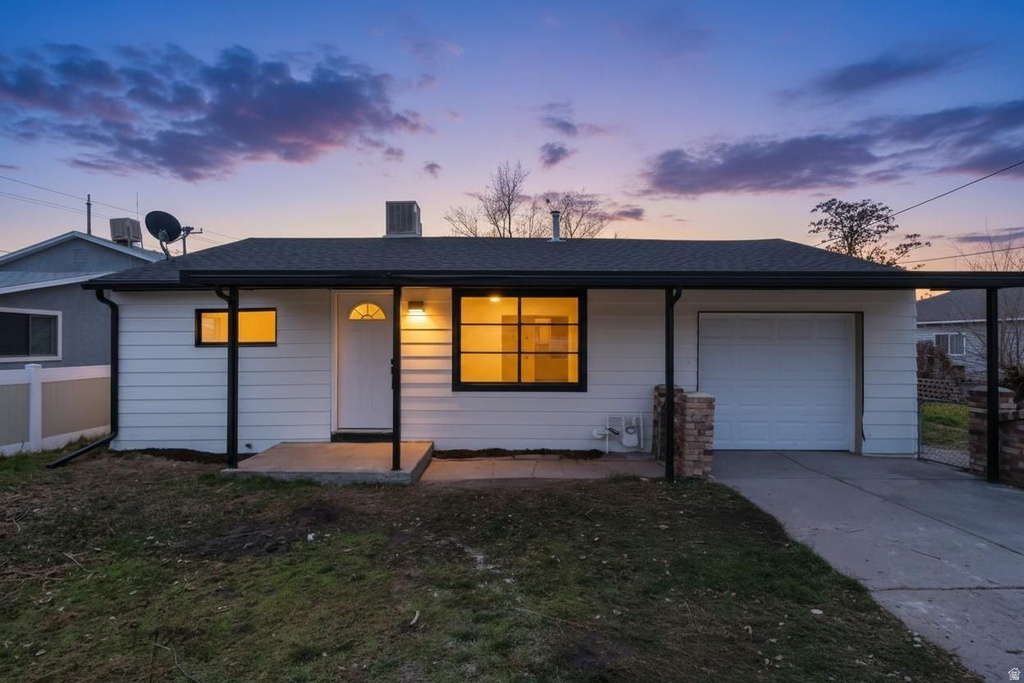 1597 W STRATFORD AVE Sandy, UT 84093