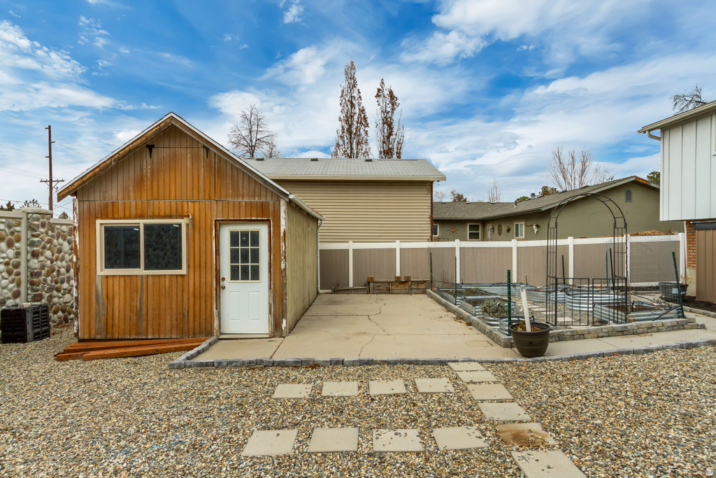 8352 S 1330 E Sandy, UT 84093