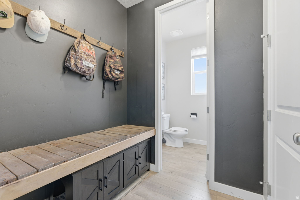 1140 W CANTLE DR Bluffdale, UT 84065