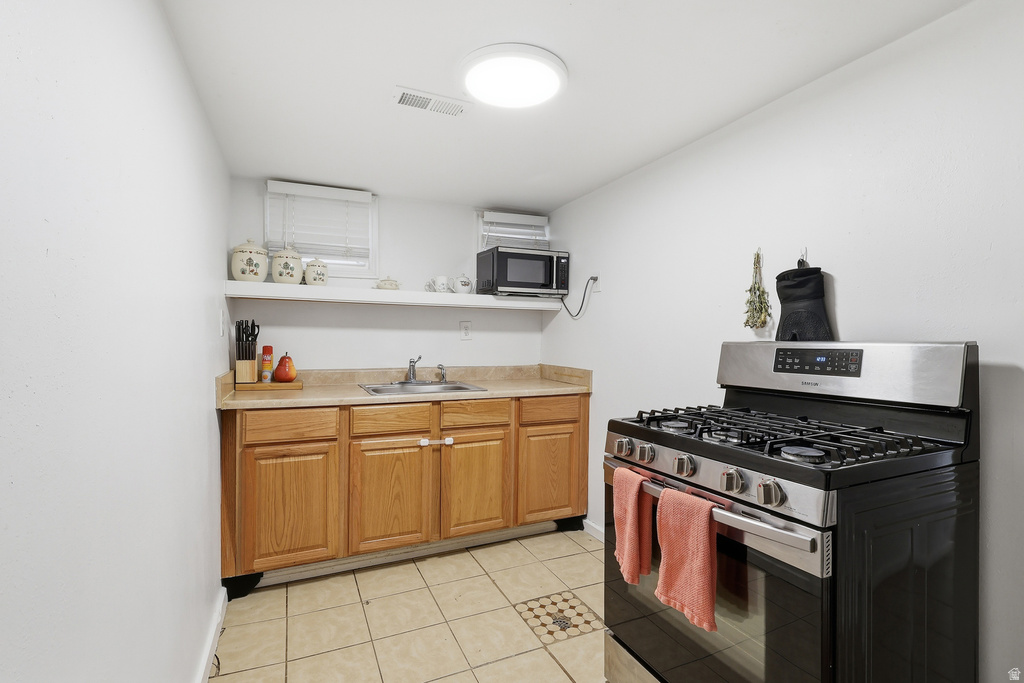 2864 FOWLER AVE Ogden, UT 84403