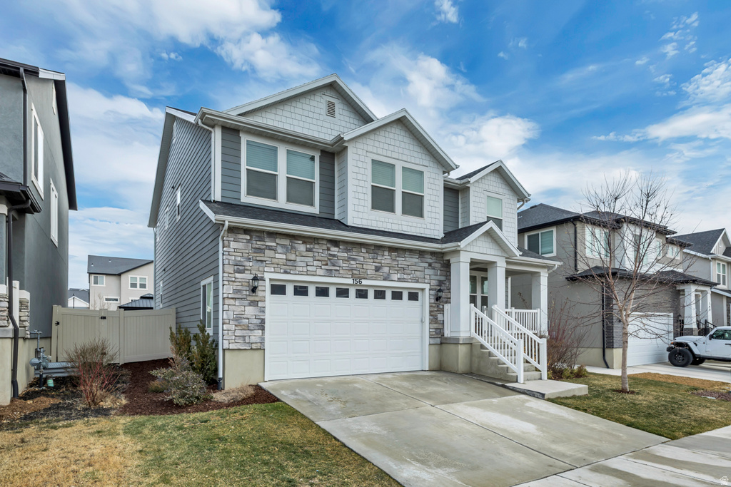 156 N VALCREST DR Saratoga Springs, UT 84045