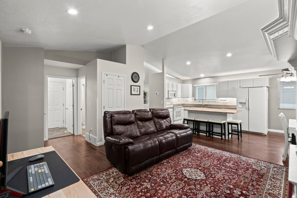 4675 W FERGUSON WAY Cedar Hills, UT 84062