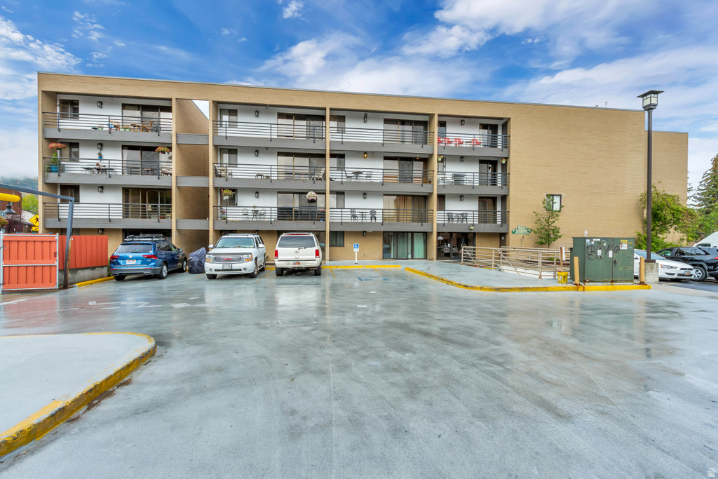 2000 PROSPECTOR AVE #411 Park City, UT 84060