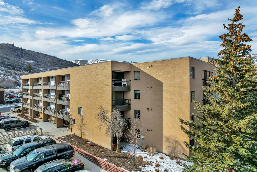 2000 PROSPECTOR AVE #411 Park City, UT 84060