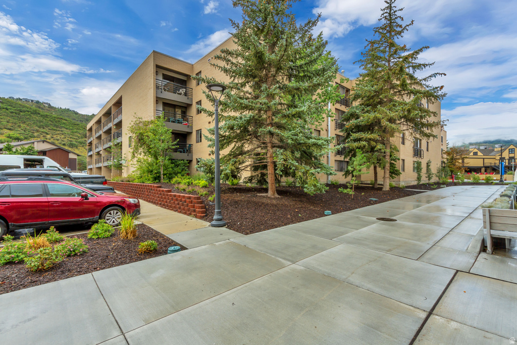 2000 PROSPECTOR AVE #411 Park City, UT 84060