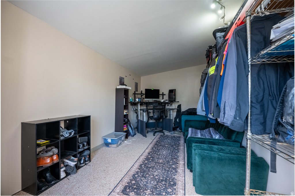 876 S 1000 E Clearfield, UT 84015