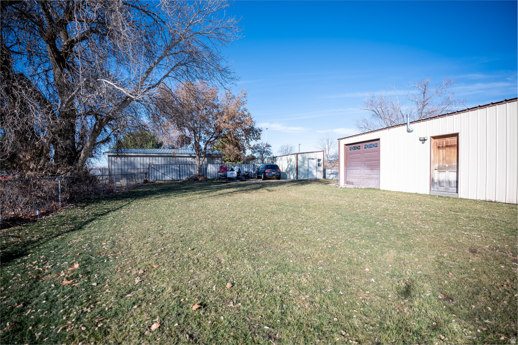 876 S 1000 E Clearfield, UT 84015