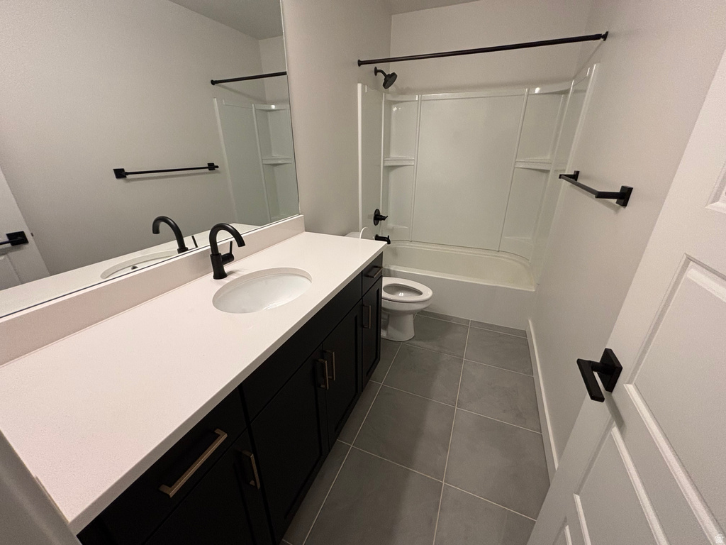 3301 S 2410 W Syracuse, UT 84075