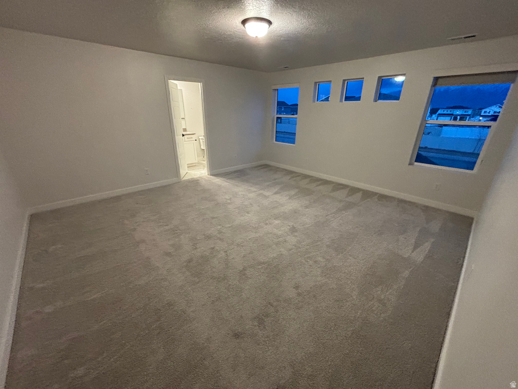 3301 S 2410 W Syracuse, UT 84075