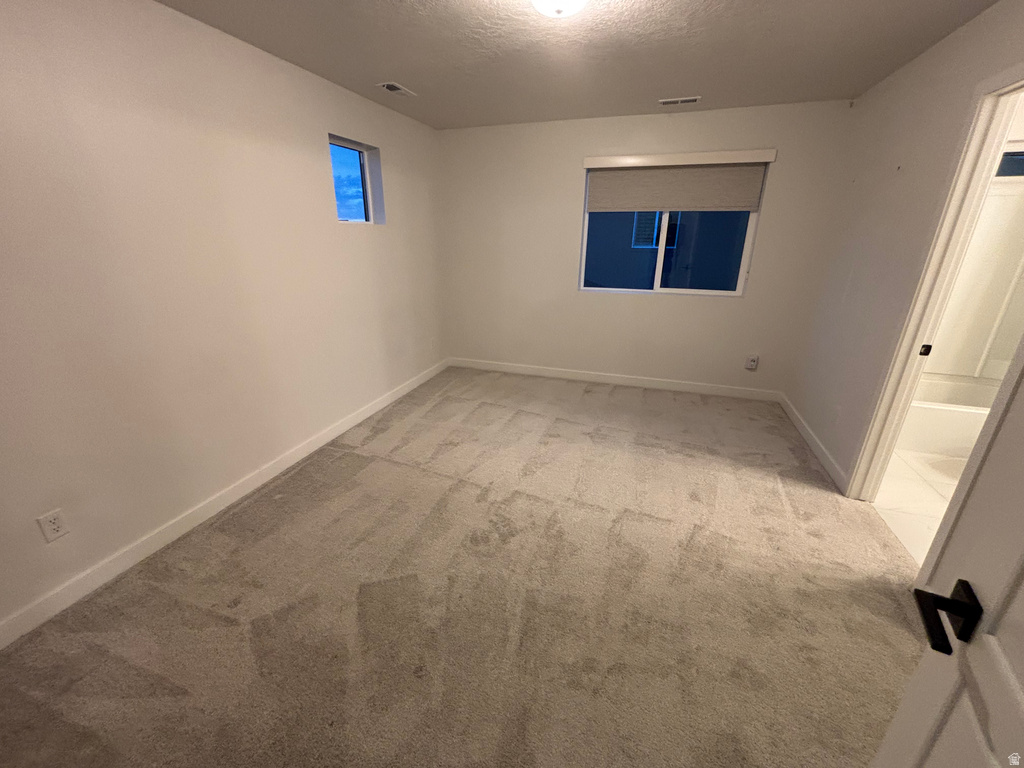 3301 S 2410 W Syracuse, UT 84075