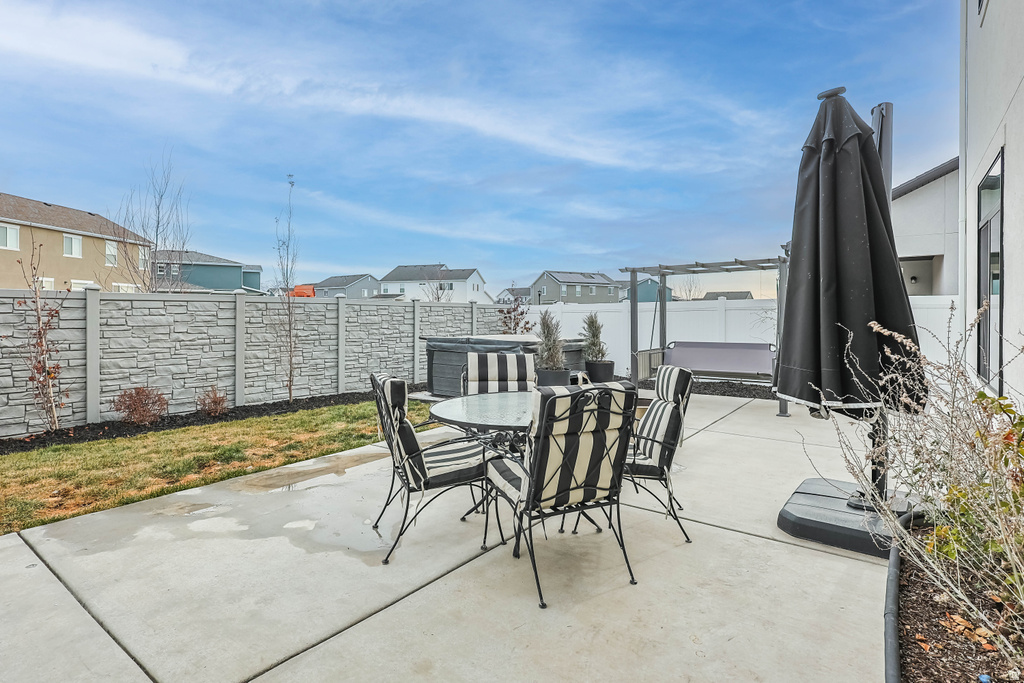 3301 S 2410 W Syracuse, UT 84075