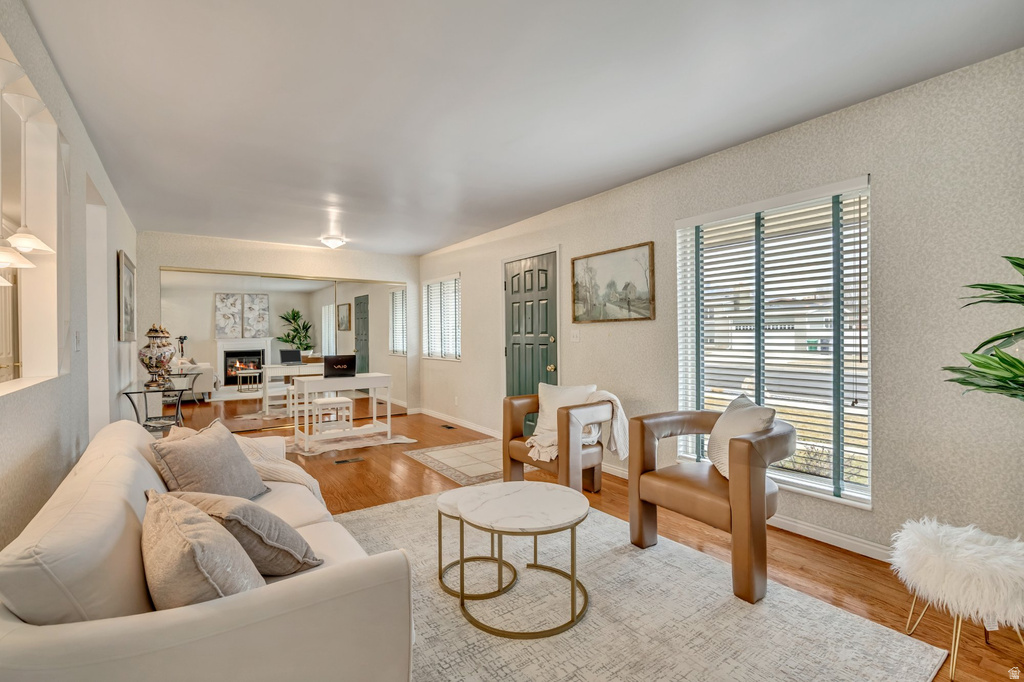 635 E PIONEER AVE Sandy, UT 84070