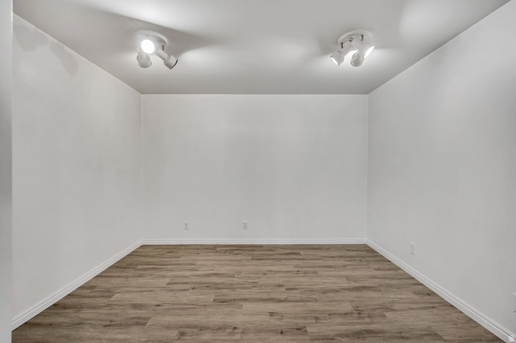 635 E PIONEER AVE Sandy, UT 84070