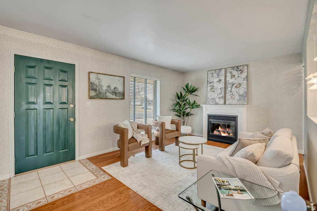 635 E PIONEER AVE Sandy, UT 84070