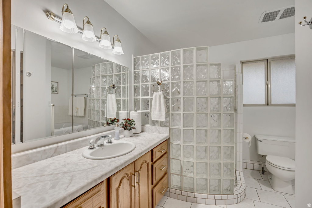 635 E PIONEER AVE Sandy, UT 84070