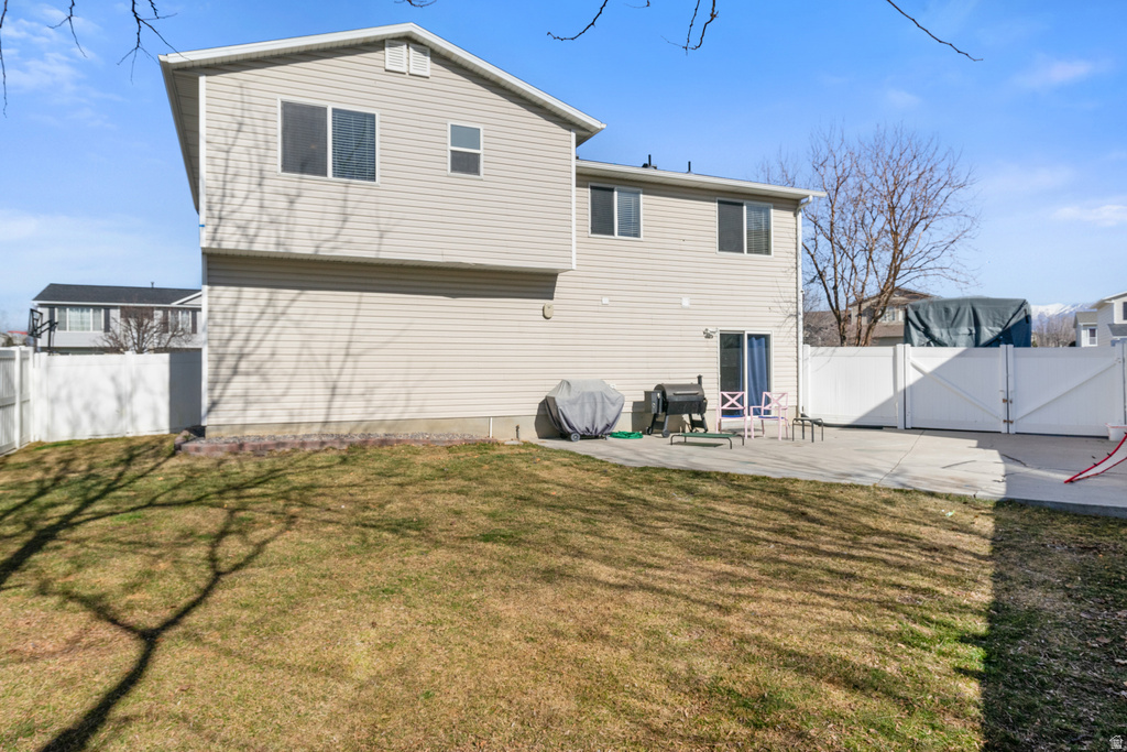 2803 W 2025 S Syracuse, UT 84075