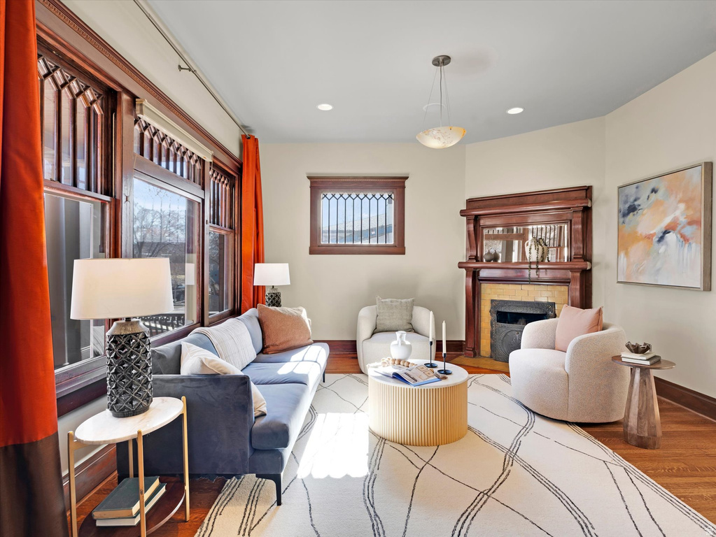 1326 S 1000 E Salt Lake City, UT 84105