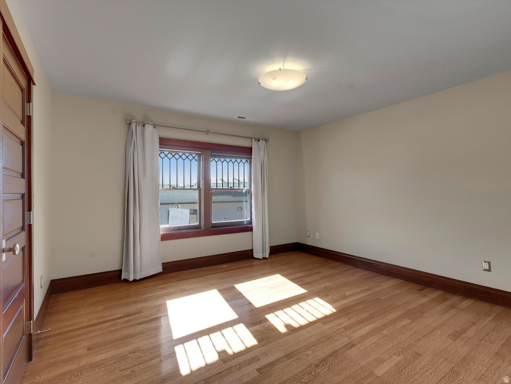 1326 S 1000 E Salt Lake City, UT 84105