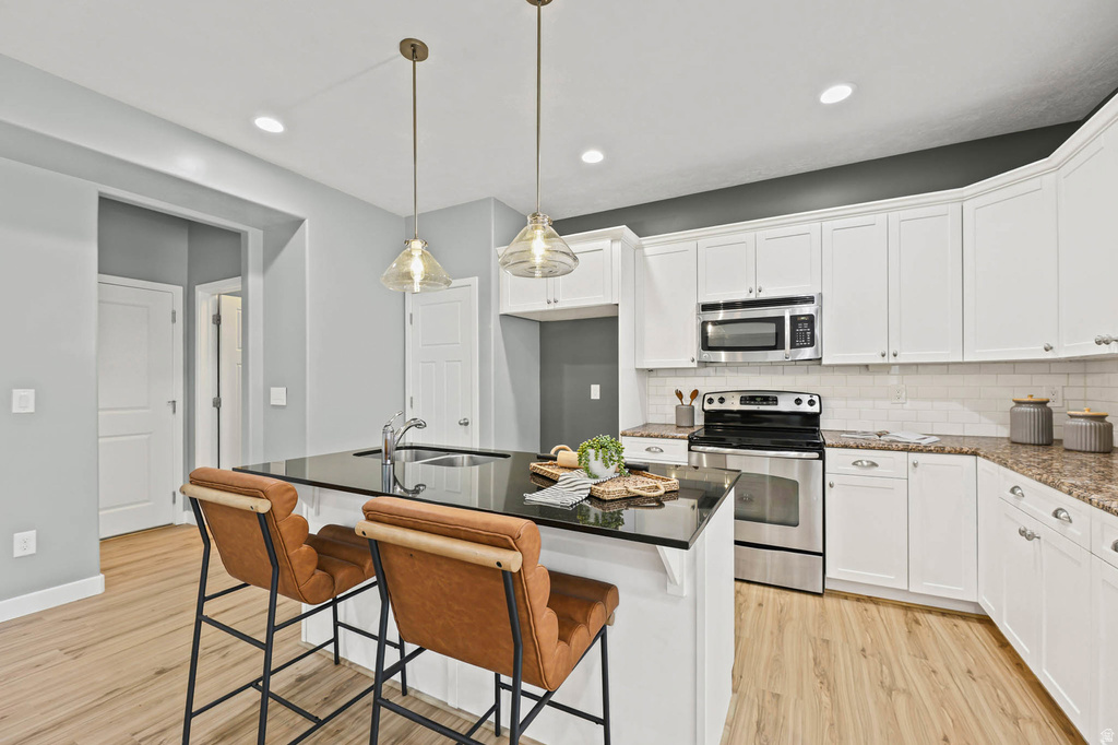 153 E CRESCENT LN Sandy, UT 84070