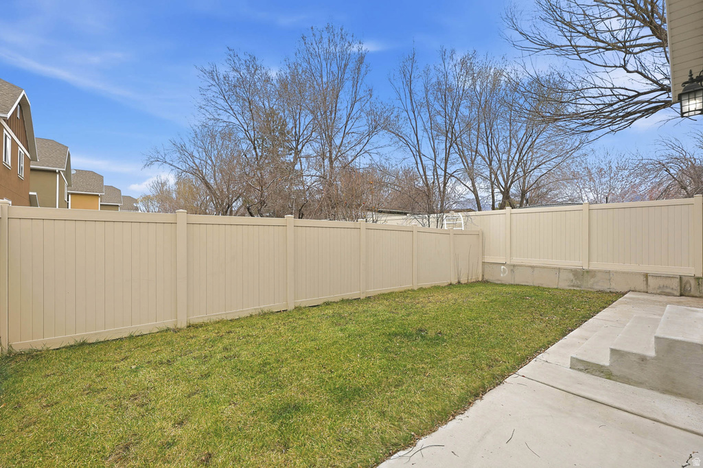 153 E CRESCENT LN Sandy, UT 84070