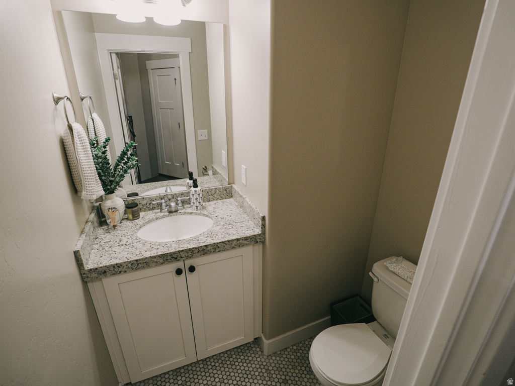 7565 N HUTCH LN Eagle Mountain, UT 84005