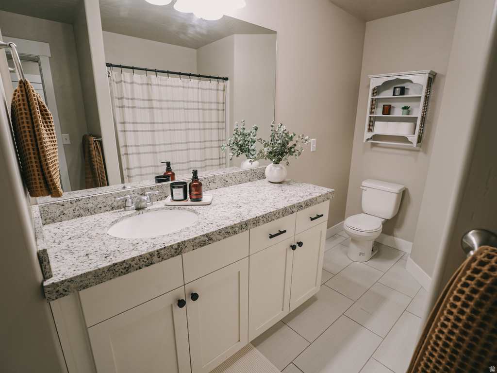 7565 N HUTCH LN Eagle Mountain, UT 84005