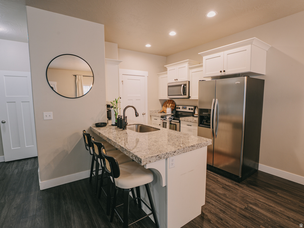 7565 N HUTCH LN Eagle Mountain, UT 84005