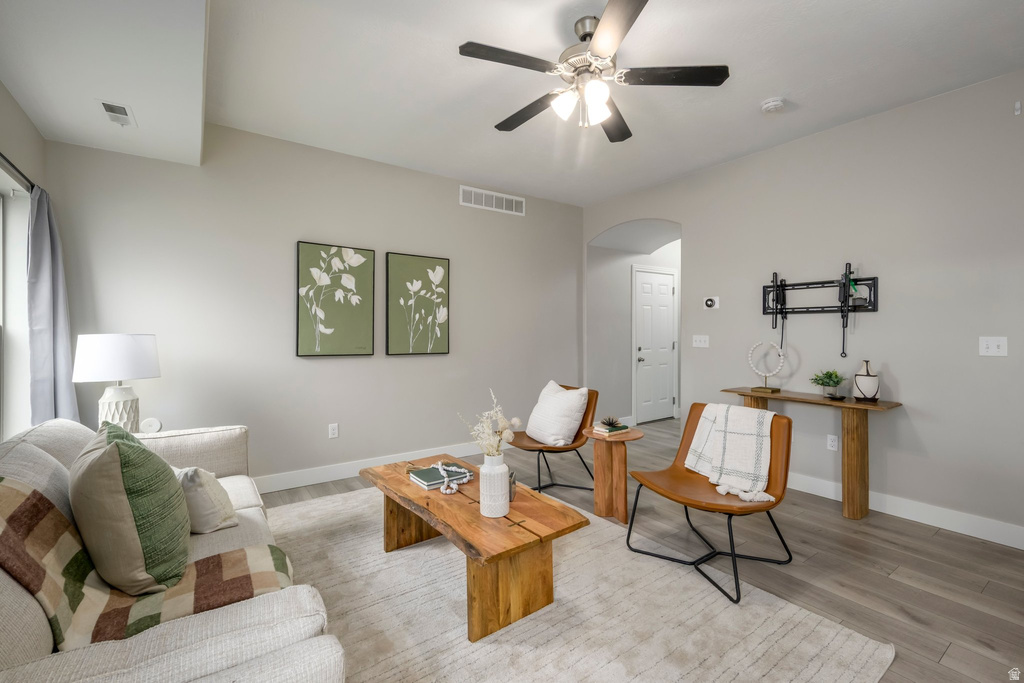 1814 W 2300 S Woods Cross, UT 84087